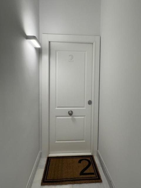 Casa De Huespedes Almirante Madrid公寓 外观 照片